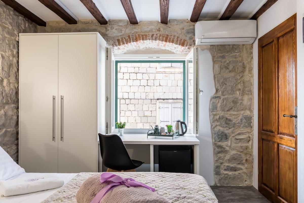 Bonbon Old Town Private En-Suite Room Split Exterior photo